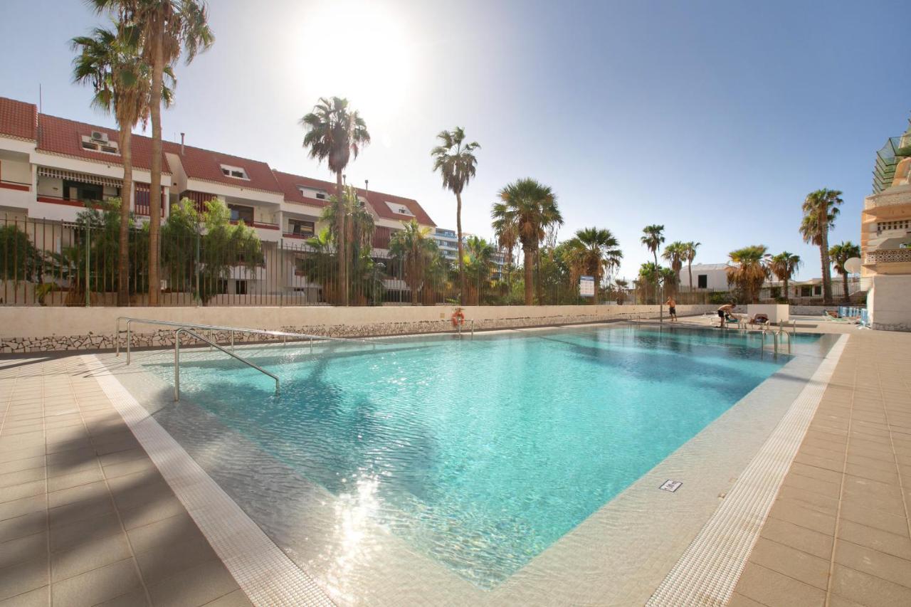 Apartment At 30 Mts From Sea プラヤ・デ・ラス・アメリカス エクステリア 写真